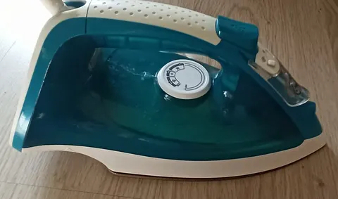 Image of Clothes Iron
