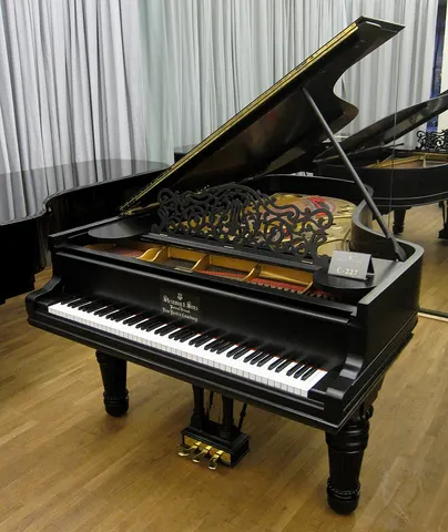 Image of Grand Piano