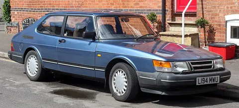 Image of Saab 900