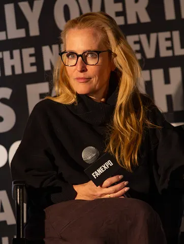 Image of Gillian Anderson